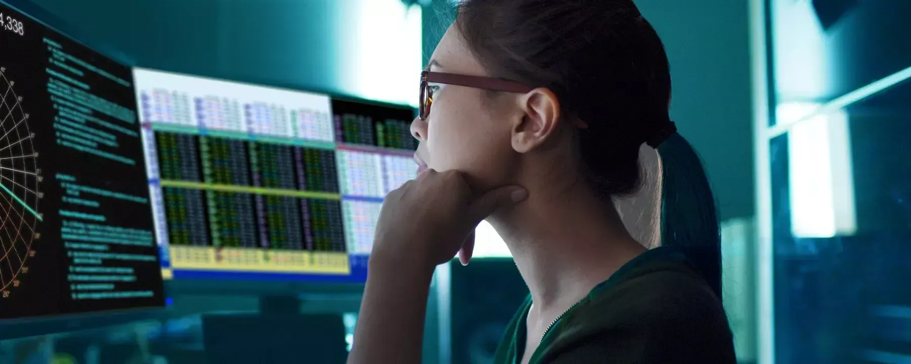Digital technology   Woman at computer GettyImages 1171740108   1800x720